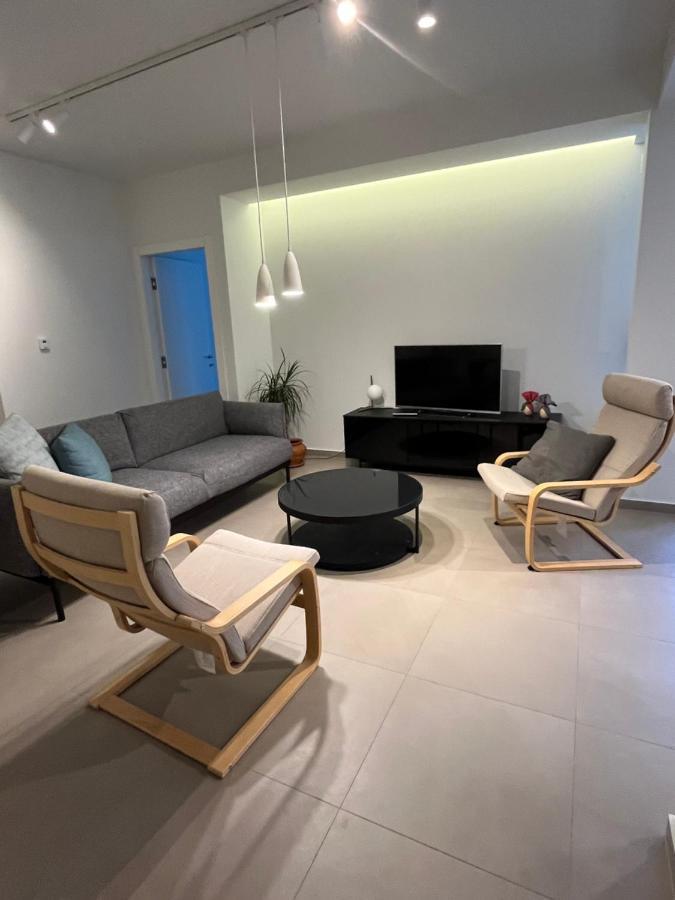 Fofi'S City Center Apartment Kavála Eksteriør bilde